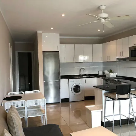 Layla * Puerto del Carmen (Lanzarote)